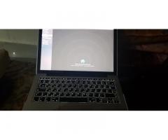 MacBook Pro 13” with Ratina Display with mouse, hardcover
