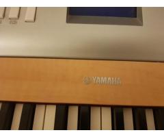 Yamaha Digital Piano DGX-360