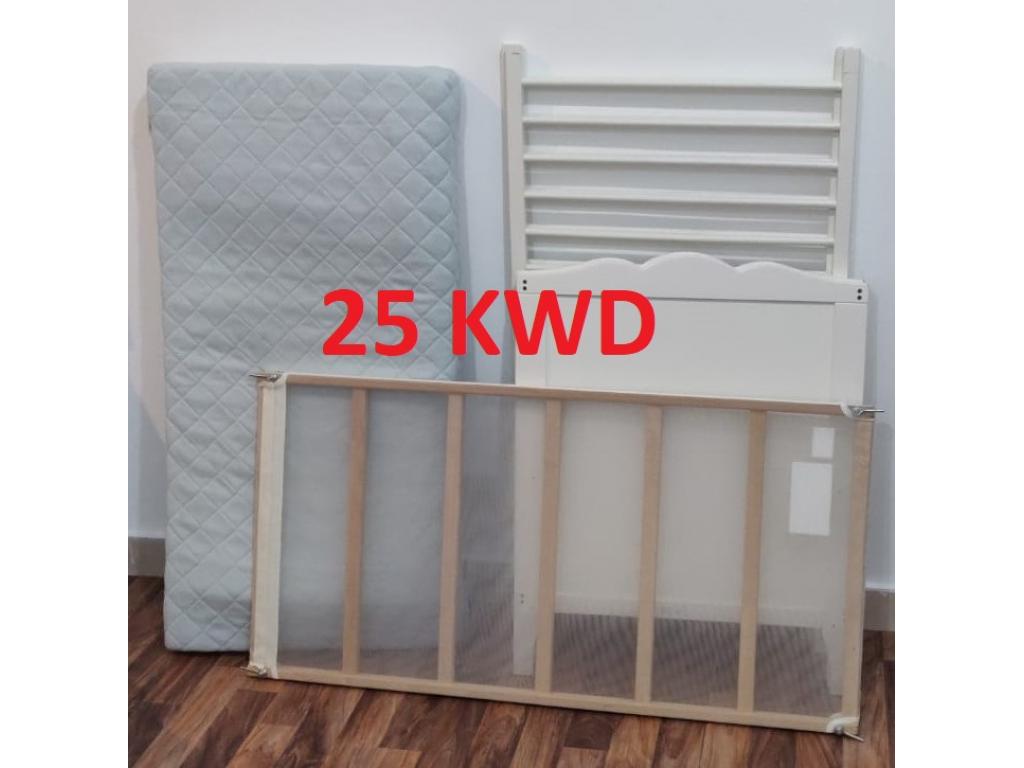 ikea baby cot, white, 60x120 cm with Ikea pocket sprung mattress, 25 KWD - 1
