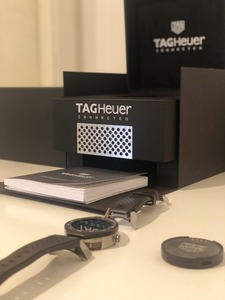 TAG Heuer 41mm Connected Modular Smart Watch - 2