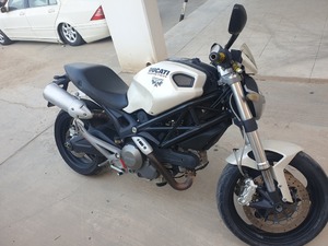 Bike - Ducati Monster