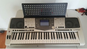 YAMAHA PSR 2000 with Soft Case - SOLD