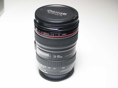 CANON 24-105mm f4 L series lens