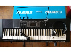 SOLD ***!Alesis MELODY 61 Portable 61-Key Keyboard with Built-In