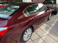 First owner, Honda accord EX 2015 - 4 Cylinder 80K run - in excellent condition - 4