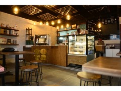 Coffee shop w/commercial license for sale