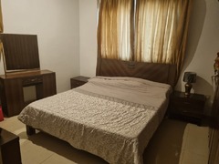 6 piece Queen bed and cupboard package - 3