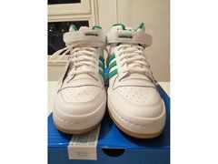 Men's Adidas Mid Forum SIZE: 44  2/3  (EUR) and 10.5 (U.S.)