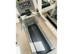 Life Fitness treadmill - 1