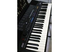 Yamaha PSR-210 Electric Piano Keyboard - 4