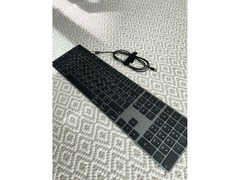 Apple Magic Keyboard (Black) - 1