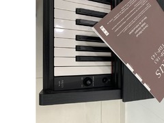 Piano Yamaha YDP-143