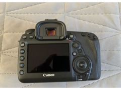 Canon EOS 5D Mark IV 30.4MP Digital SLR Camera - 5