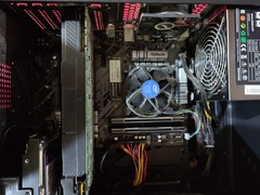 Gaming PC with monitor - 4