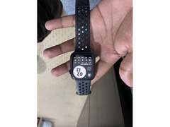 Apple Watch Nike SE GPS 44mm - Grey / Anthracite Black - 2
