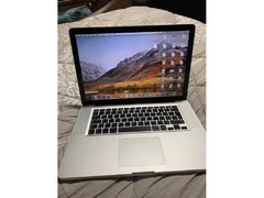 MacBook Pro 15 Inch i7 in Mint Condition - 6