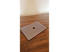 2019 MacBook Air i7 Space Gray - 1