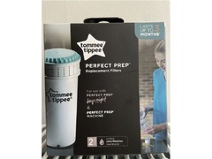 Price reduced Tommee Tippee perfect prep day and night machine with 2 New Replacement Filters
