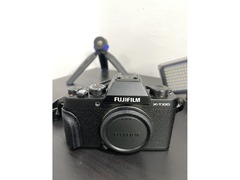Fujifilm Xt-100 with 15-45mm Lens