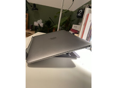 MacBook 12-inch (2017)