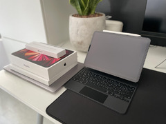 Ipad Pro 11 (2021) 256 gb wifi + Magic Keyboard - 1