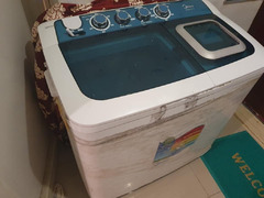 Good condition Midea 8kg Twin Tub washing machine for sale. - 2