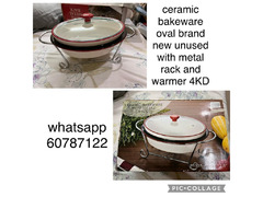 ceramic bakeware dish with metal rack