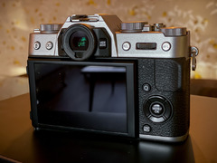 Fujifilm XT20 + Fuji 18-55mm kit lens for sale - 3