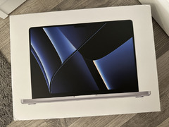 New 14 inch MacBook Pro M2 MAX - 32 gb ram - 1tb - Silver