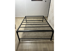 Iron bed - 3
