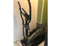 CROSSTRAINER AXOS CROSS P - Very good condition barely used