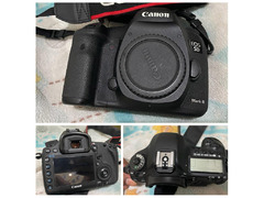 Selling a rarely used Canon 5D mark iii and its accessories.