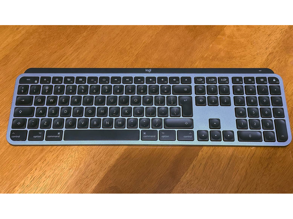 Logitech MX - Mac Keyboard (ENGLISH) - 1