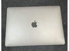 MacBook Air M1 2020 - 1