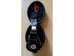 Monster Beats by Dr. Dre Studio High-Definition Isolation Headphones (Black with Red highlights) - 6