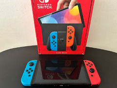 Nintendo Switch OLED with accessories - 1