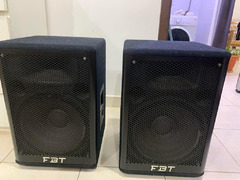 2 Speakers & Mixer for Sale