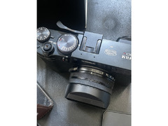 Fuji x100v black