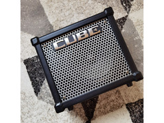 Roland Cube 10GX Guitar Amplifier - 1