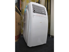 12 day old TCL Portable AC for sale for KD 130