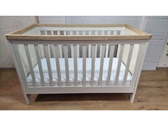 Mothercare Lulworth Baby Cot - 1