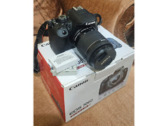 Canon 700D Camera