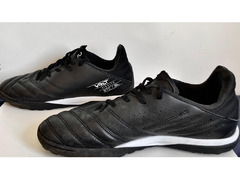 Kipsta Viralto II Matador Leather Football Boots (TF) - EUR 44