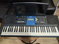 Yamaha keyboard E333