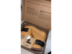 TIMBERLANDS BOOTS (BRAND NEW)