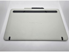 used like new Wacom One Creative Pen Display (DTC133)