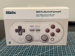 8BitDo - SN30 Pro Bluetooth controller