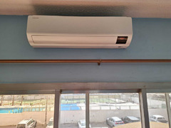 SAMSUNG 2 TON SPLIT AC (24000 BTU) ( ONLY 9 MONTHS OLD)