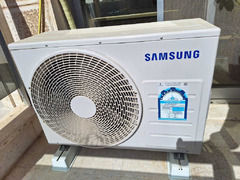 SAMSUNG 2 TON SPLIT AC (24000 BTU) ( ONLY 9 MONTHS OLD)