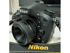 Nikon dSLR wit Prime Lens & Cleaning Kit